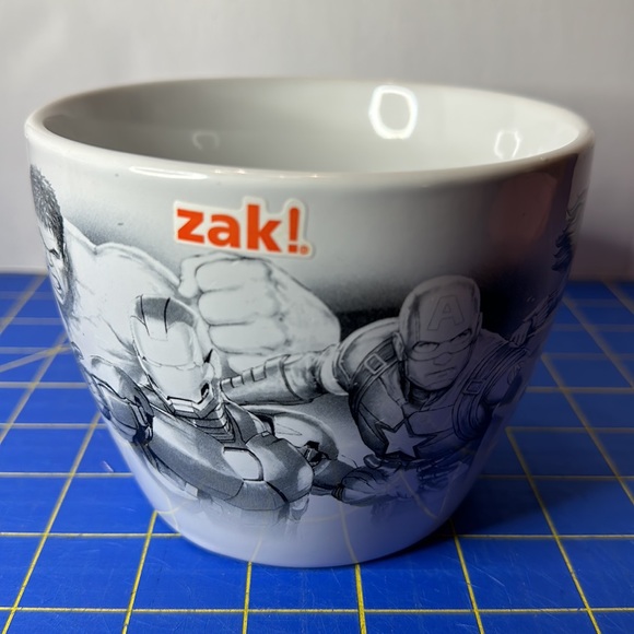 Marvel Avengers Action Heroes Large 20 ounce Mug Soup Mug Hulk Iron Man - Picture 3 of 6